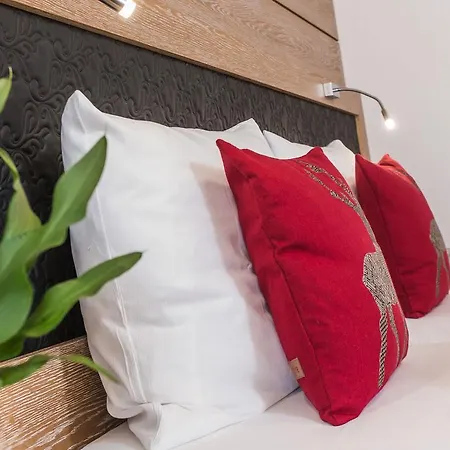 בית הארחה Kreuz Gaestehaus Und Lauchertbar Mit Terrasse Gammertingen